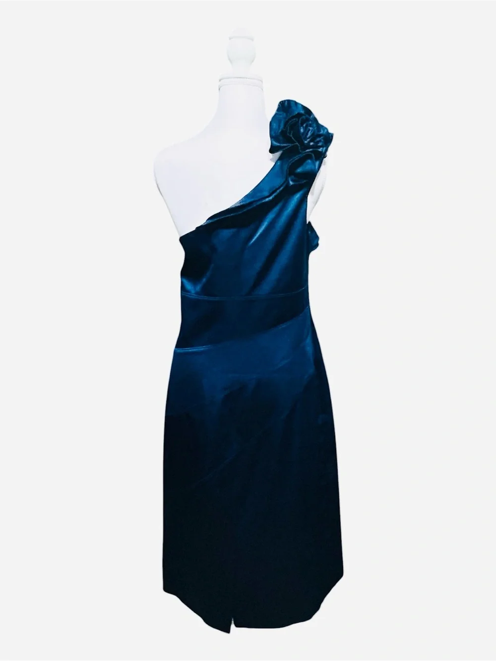 Jessica Simpson One-Shoulder Floral Applique Satin Dress in Deep Blue - Picture 5 of 11